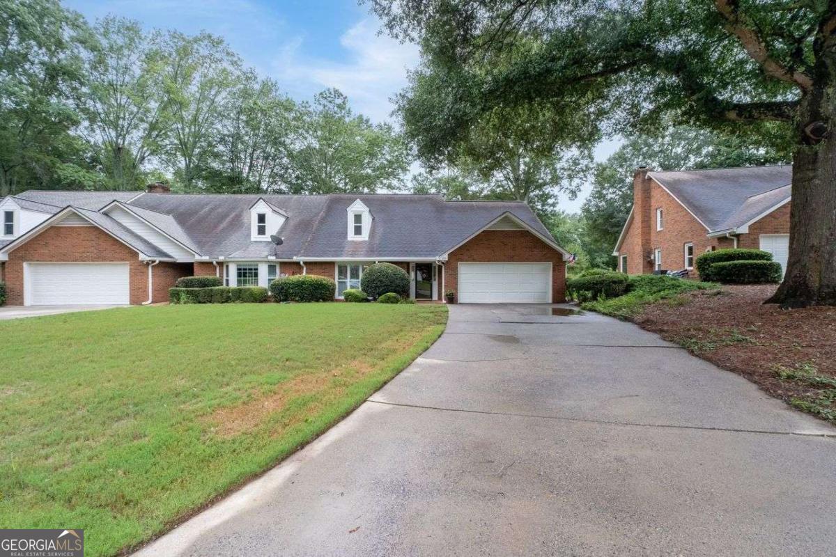 270 Brickleberry Drive Property Photo 1