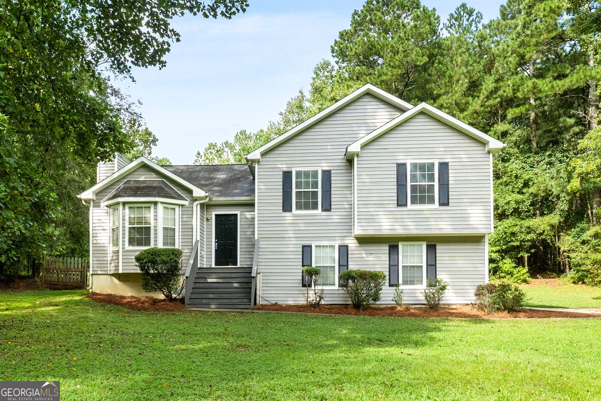 533 Grove Pointe Court Property Photo 1