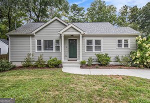 1057 Forrest Boulevard Property Photo 1