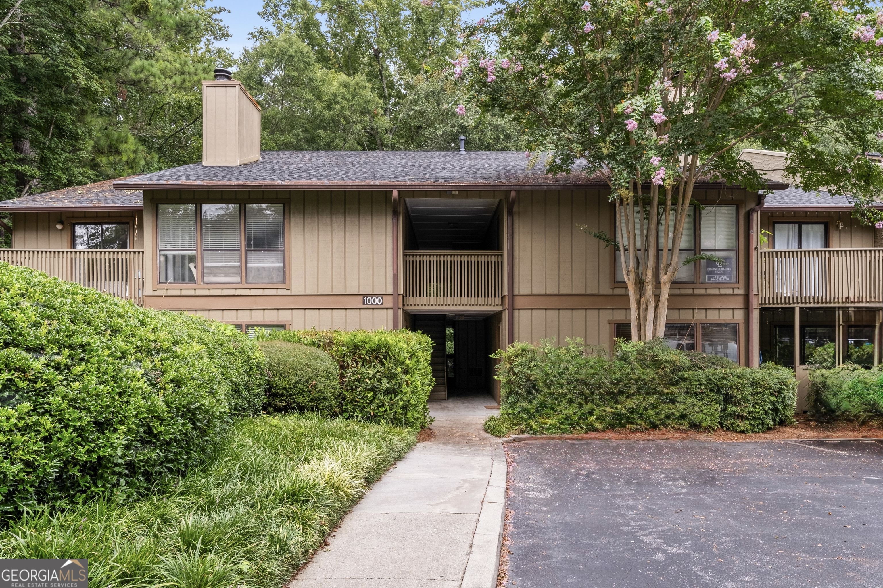 1004 Dunbar Drive Property Photo 1