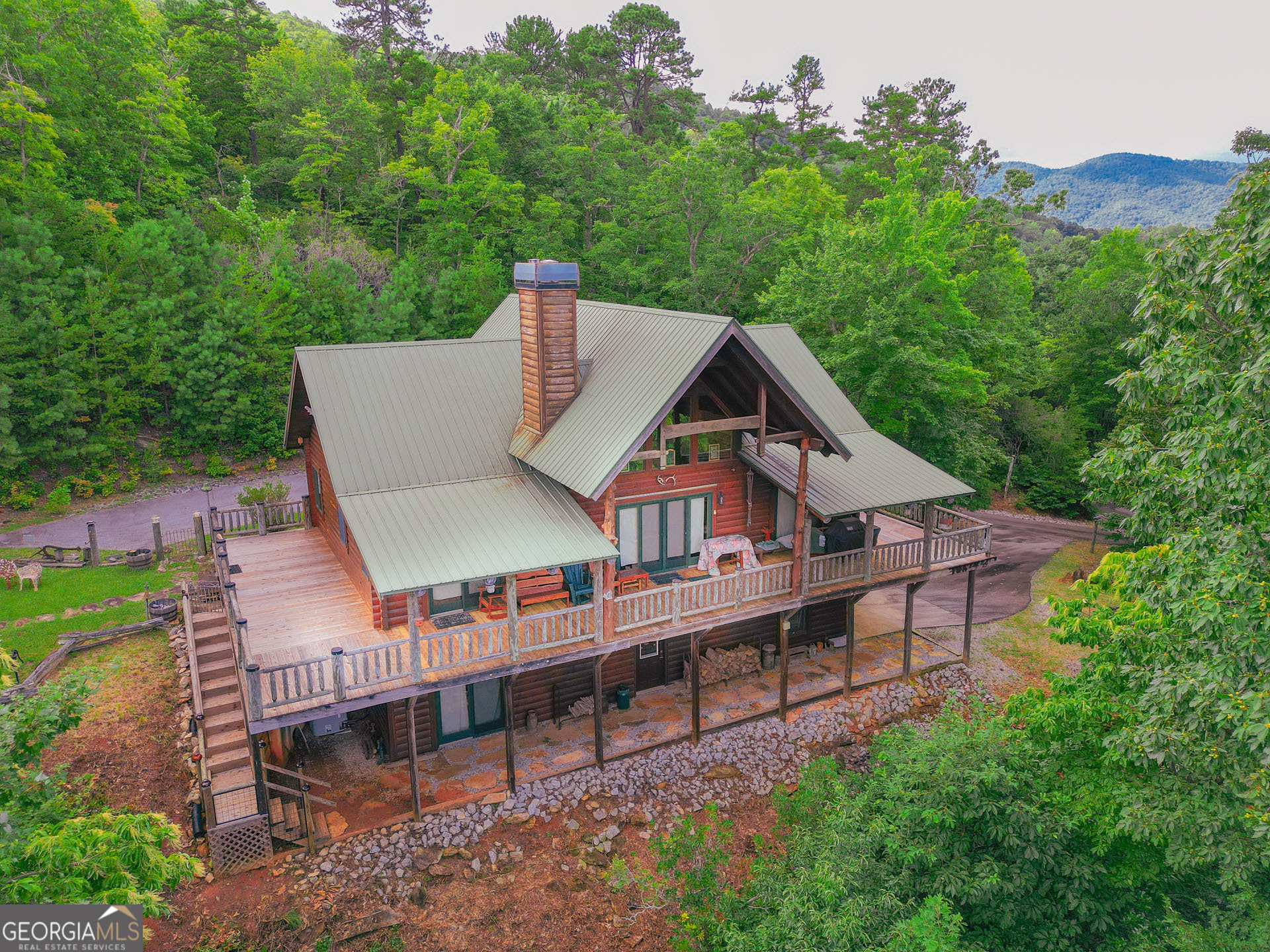 38 Old Blue Trail Property Photo 8