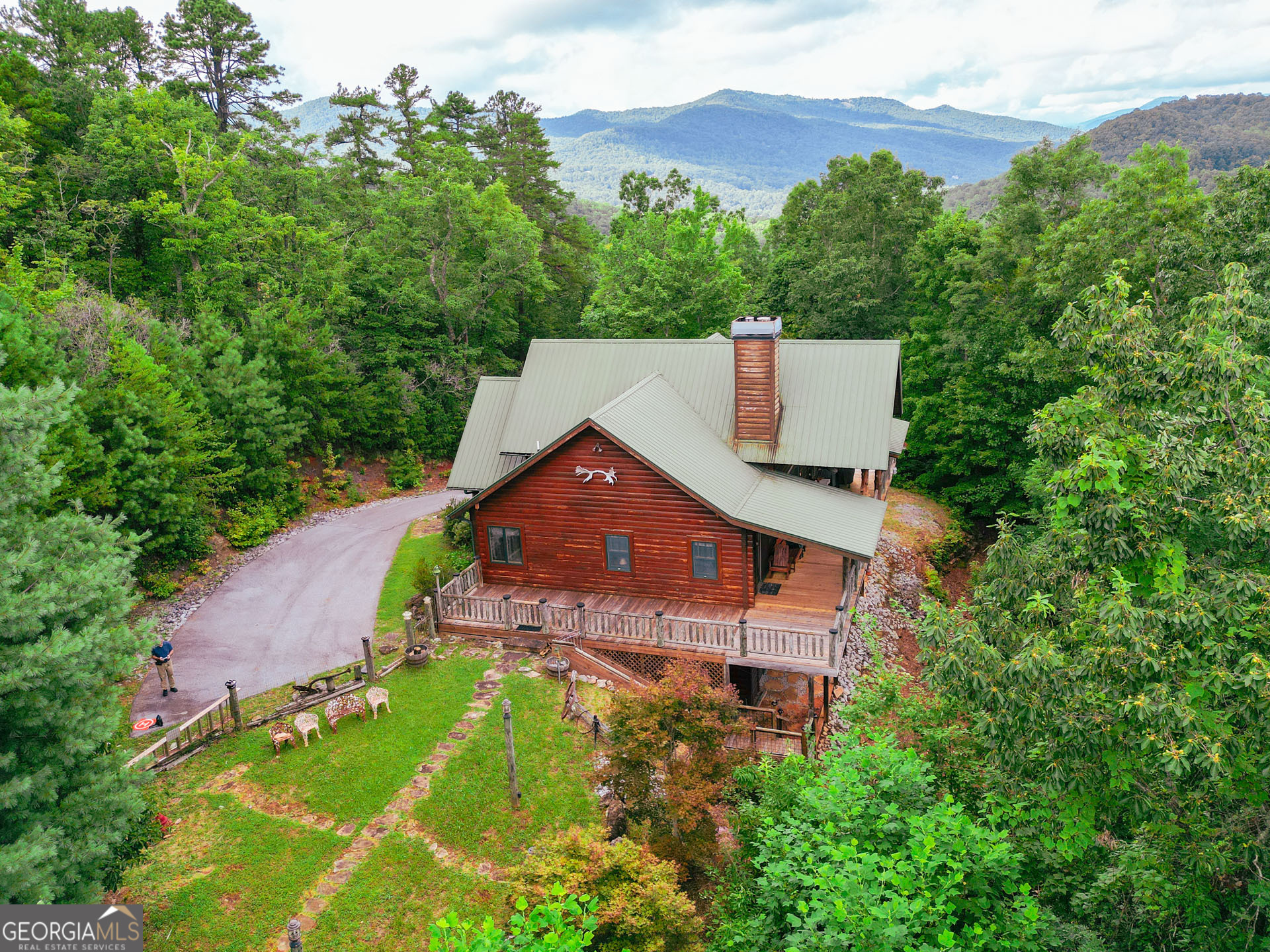 38 Old Blue Trail Property Photo 14