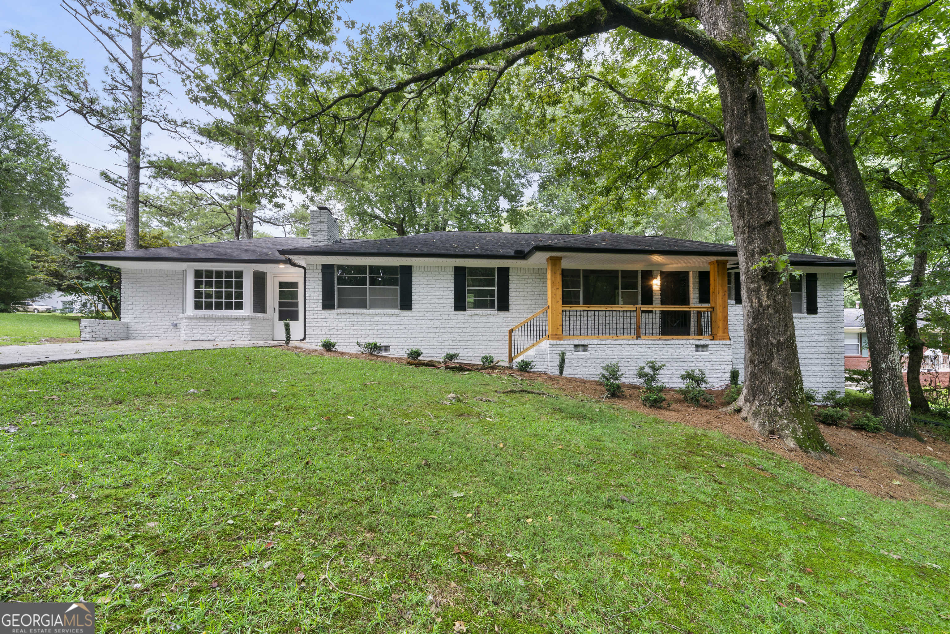 6410 S Gordon Road Property Photo 1