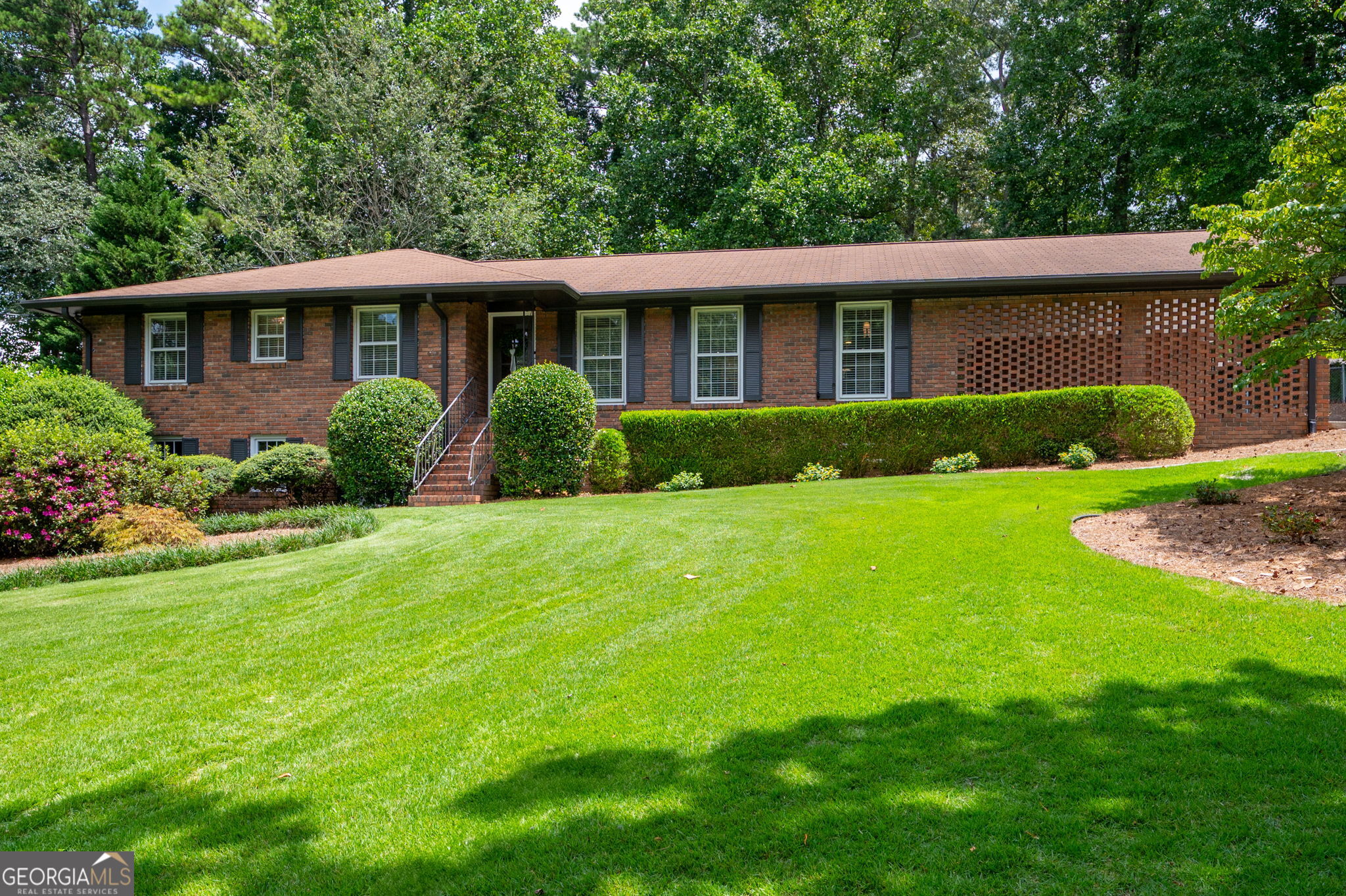 79 Rhodes Drive Property Photo 1