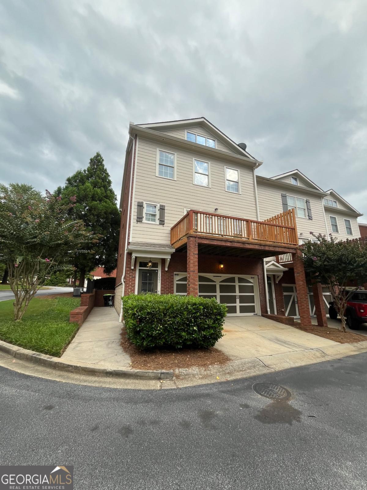 1001 Lexington Village # 1001 Property Photo 1