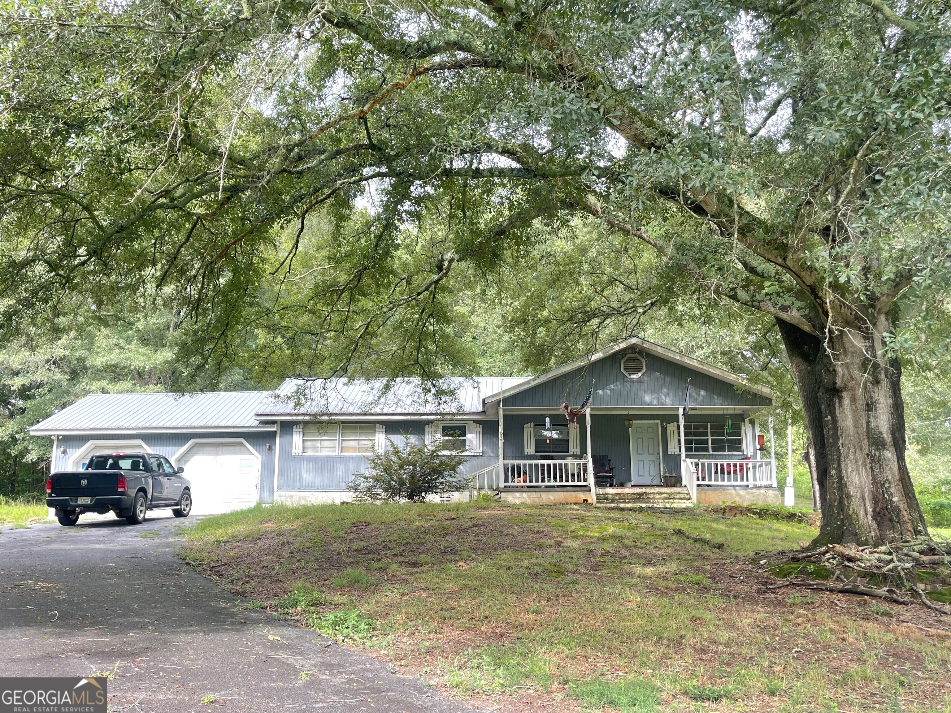 1755 Yonah Homer Road Property Photo 1