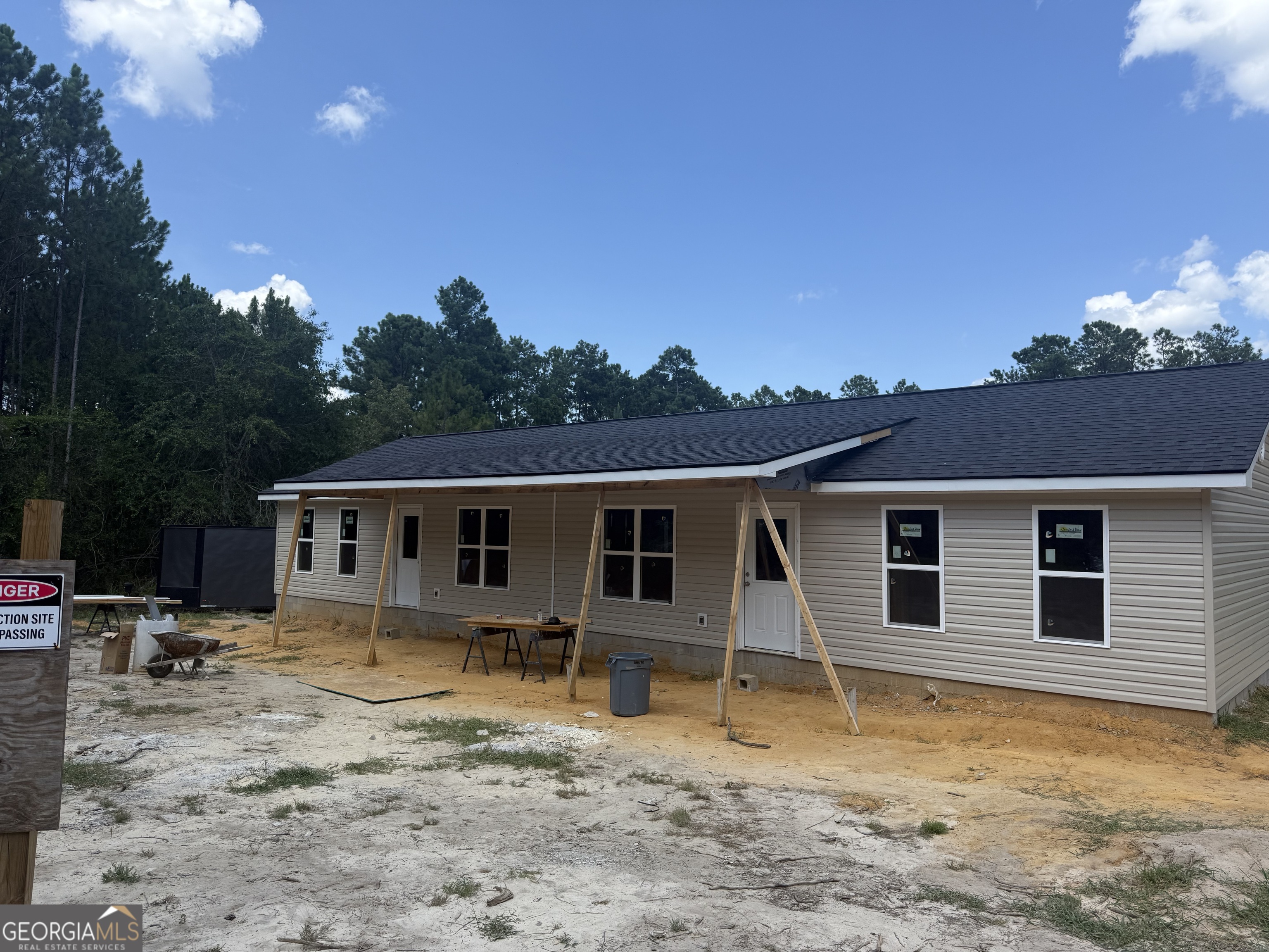 1608 Scotland Road Property Photo 1