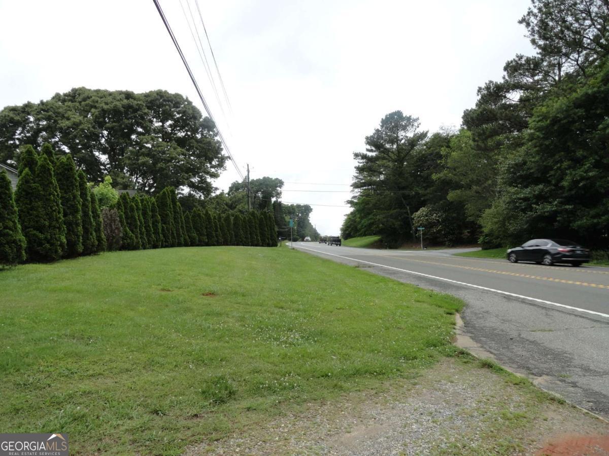8664 Cumming Highway Property Photo 1