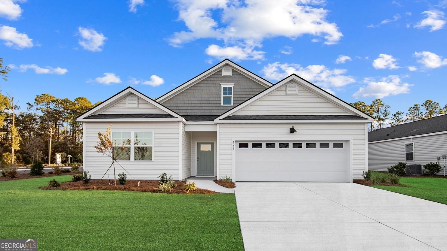 1009 Lakes Boulevard Property Photo 1