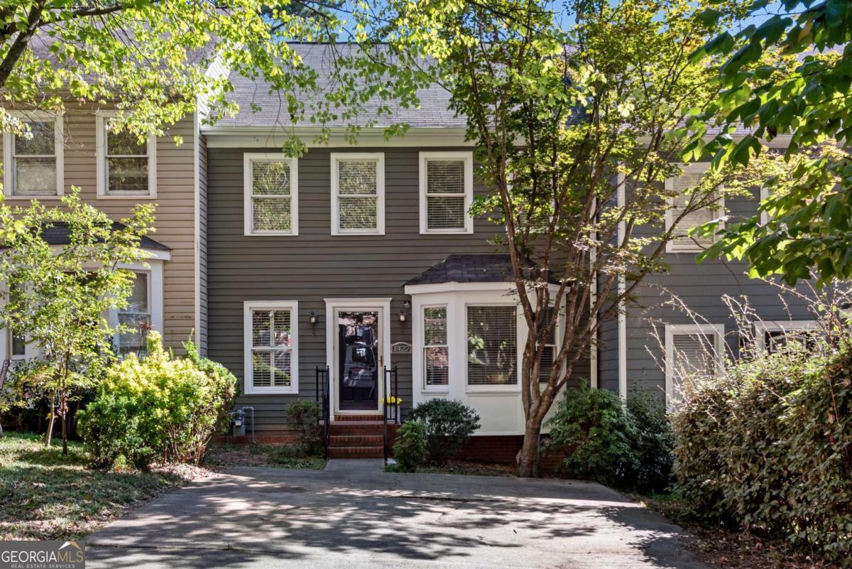 1427 Old Virginia Court Property Photo 1