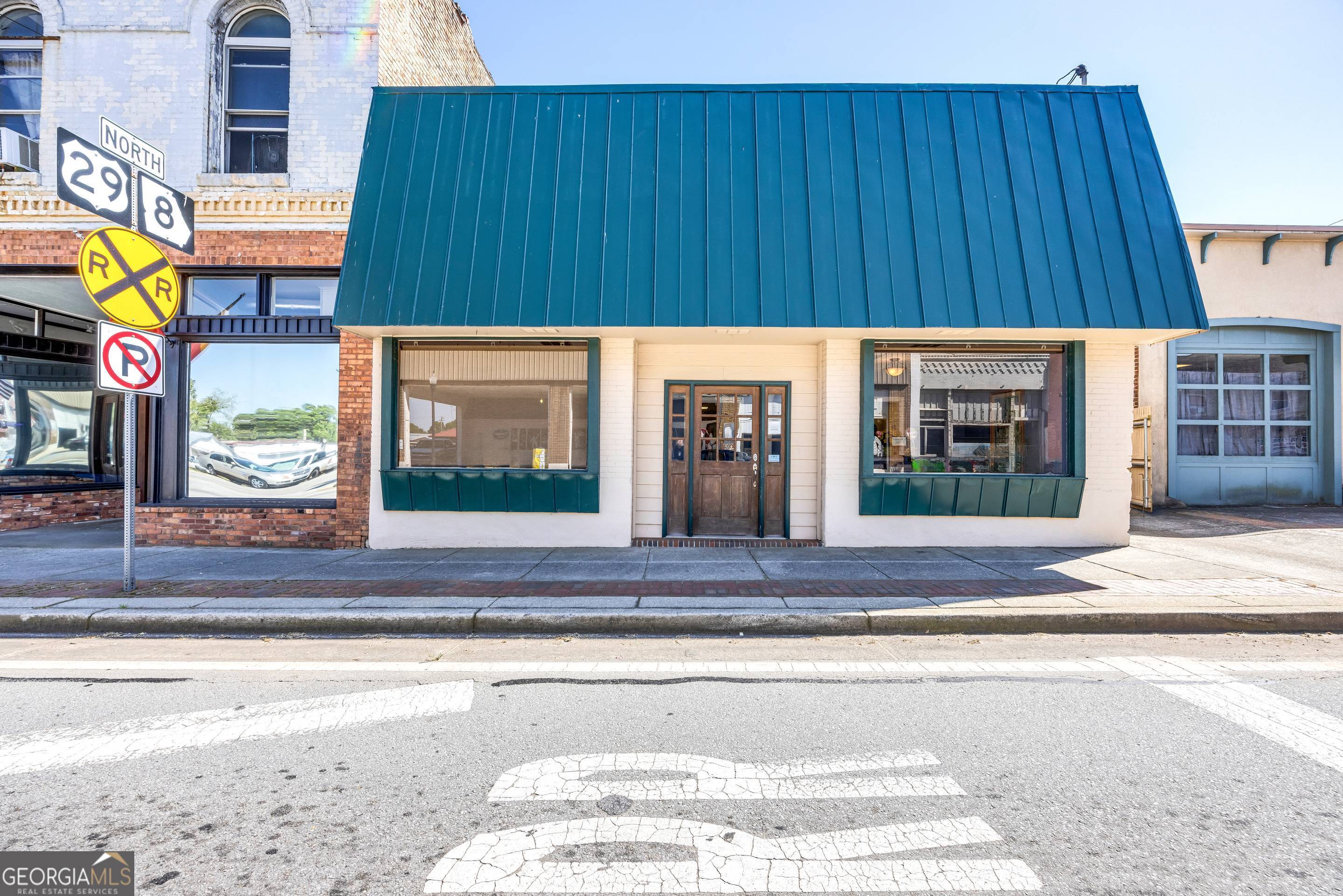 24 Hartwell Street Property Photo 1