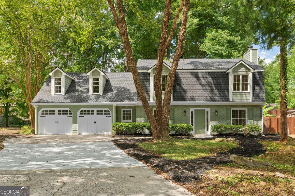 2743 Saddle Ridge Lake Drive Property Photo 1