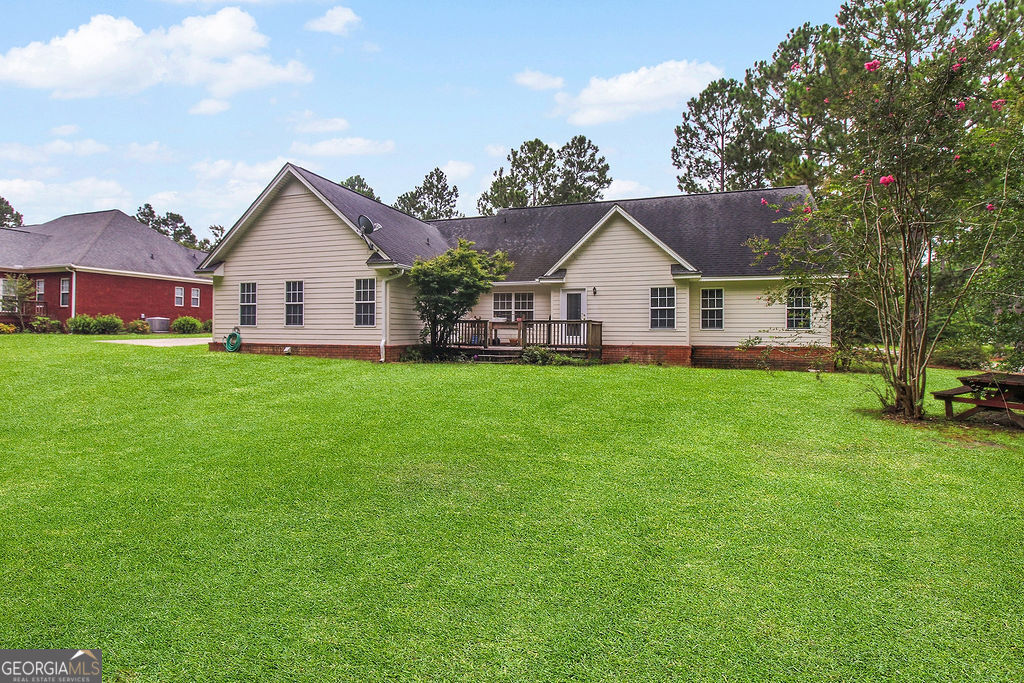 1713 Muirfield Drive Property Photo 9