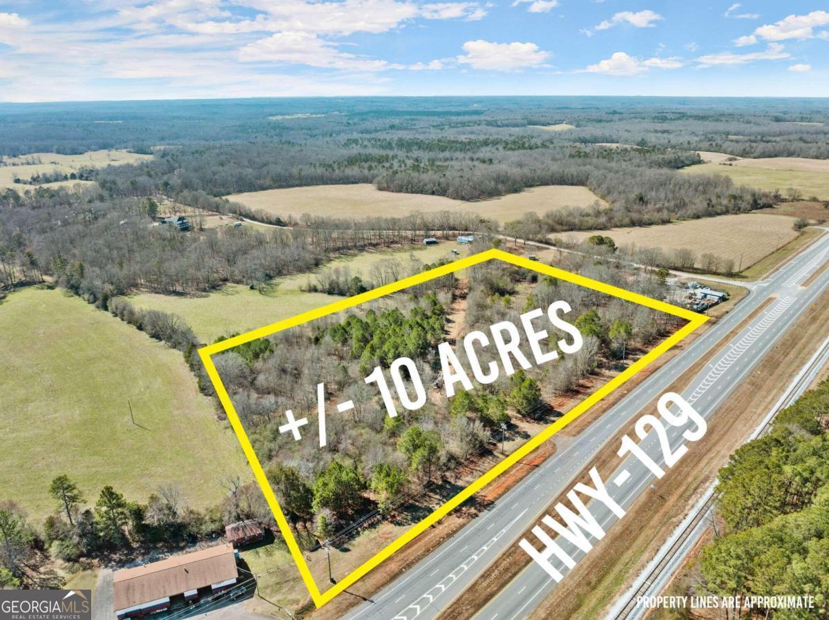 4 W Farm Road Property Photo 2