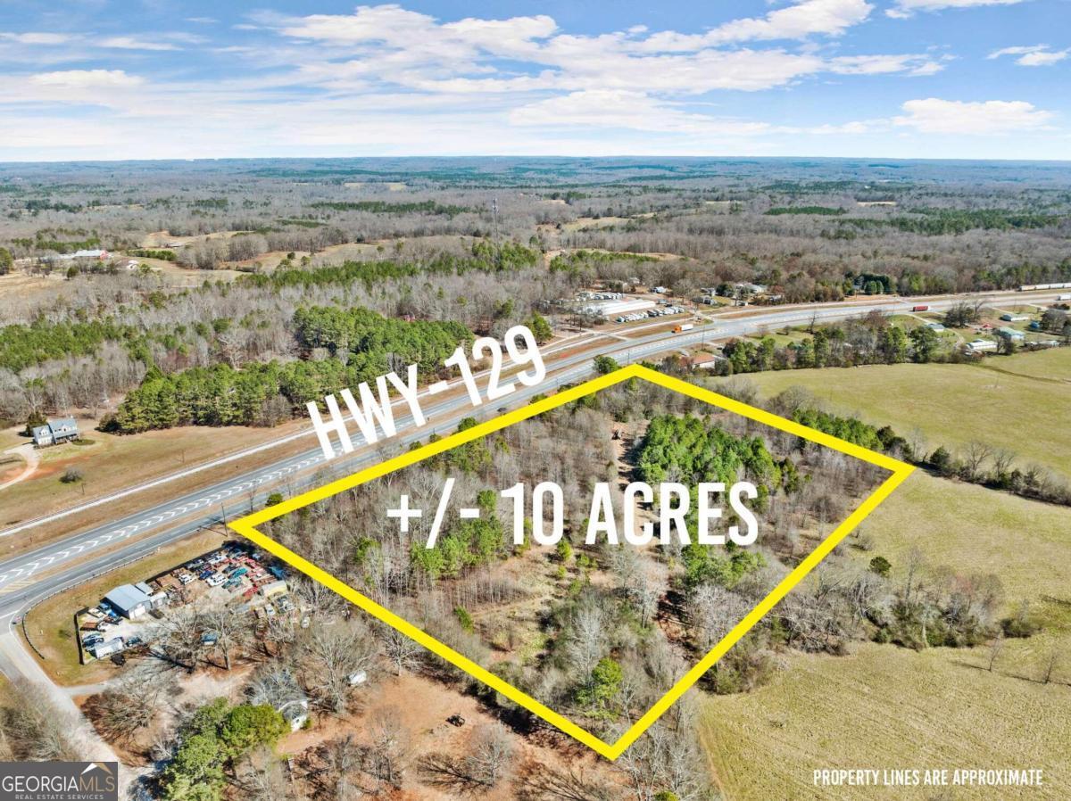 4 W Farm Road Property Photo 9