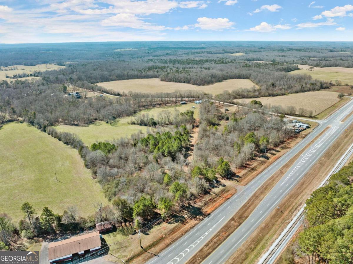 4 W Farm Road Property Photo 12