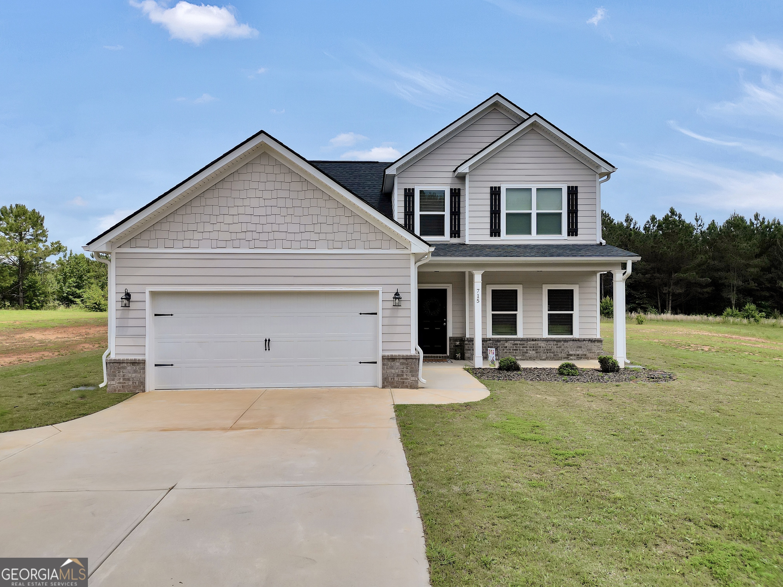 715 Colvin Drive Property Photo 1