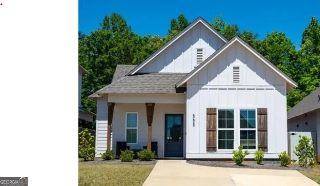 688 Village Drive Property Photo 1