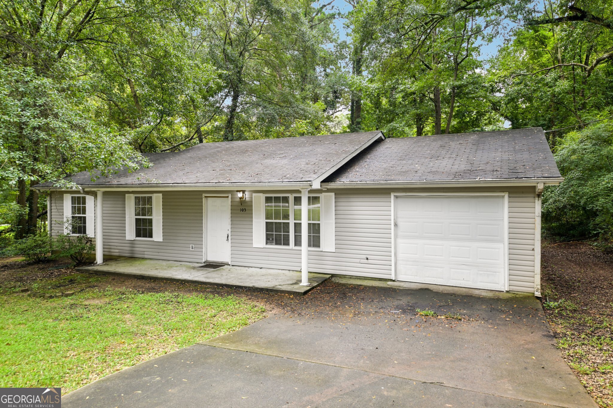 103 N Circle Drive Property Photo 4