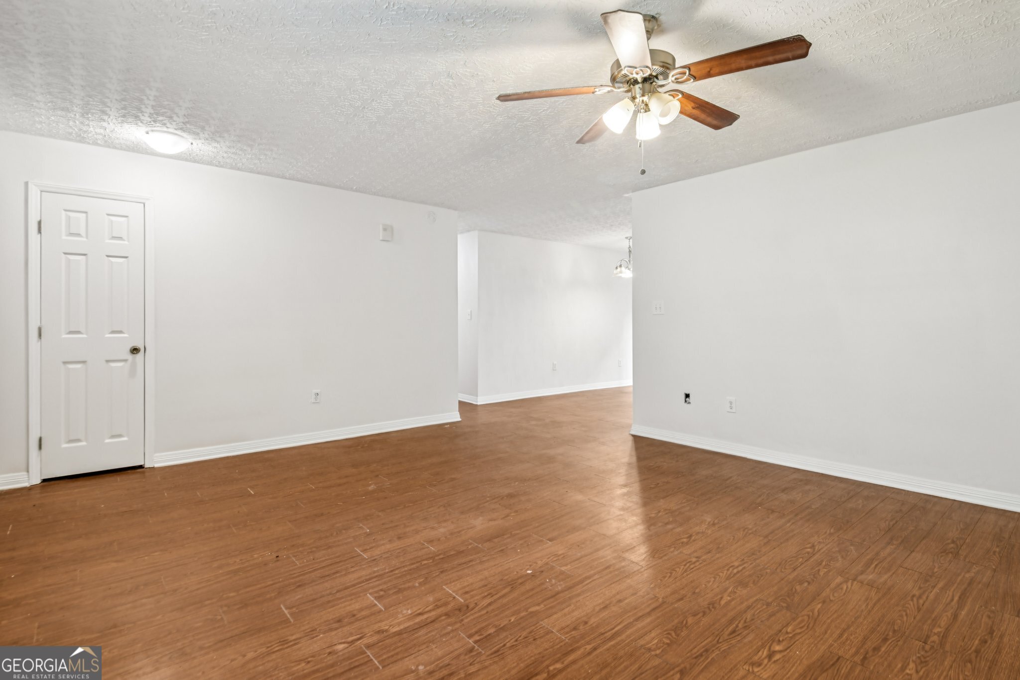 103 N Circle Drive Property Photo 9
