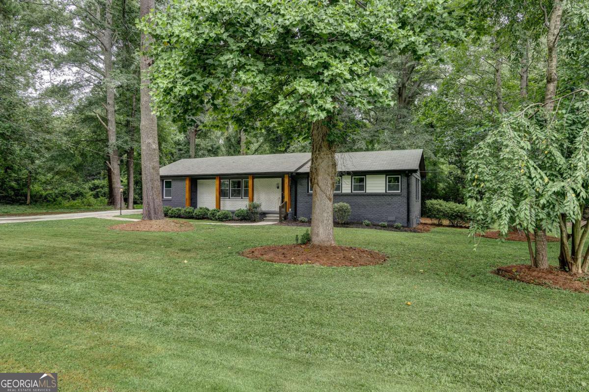 131 Brookwood Drive Sw Property Photo 1