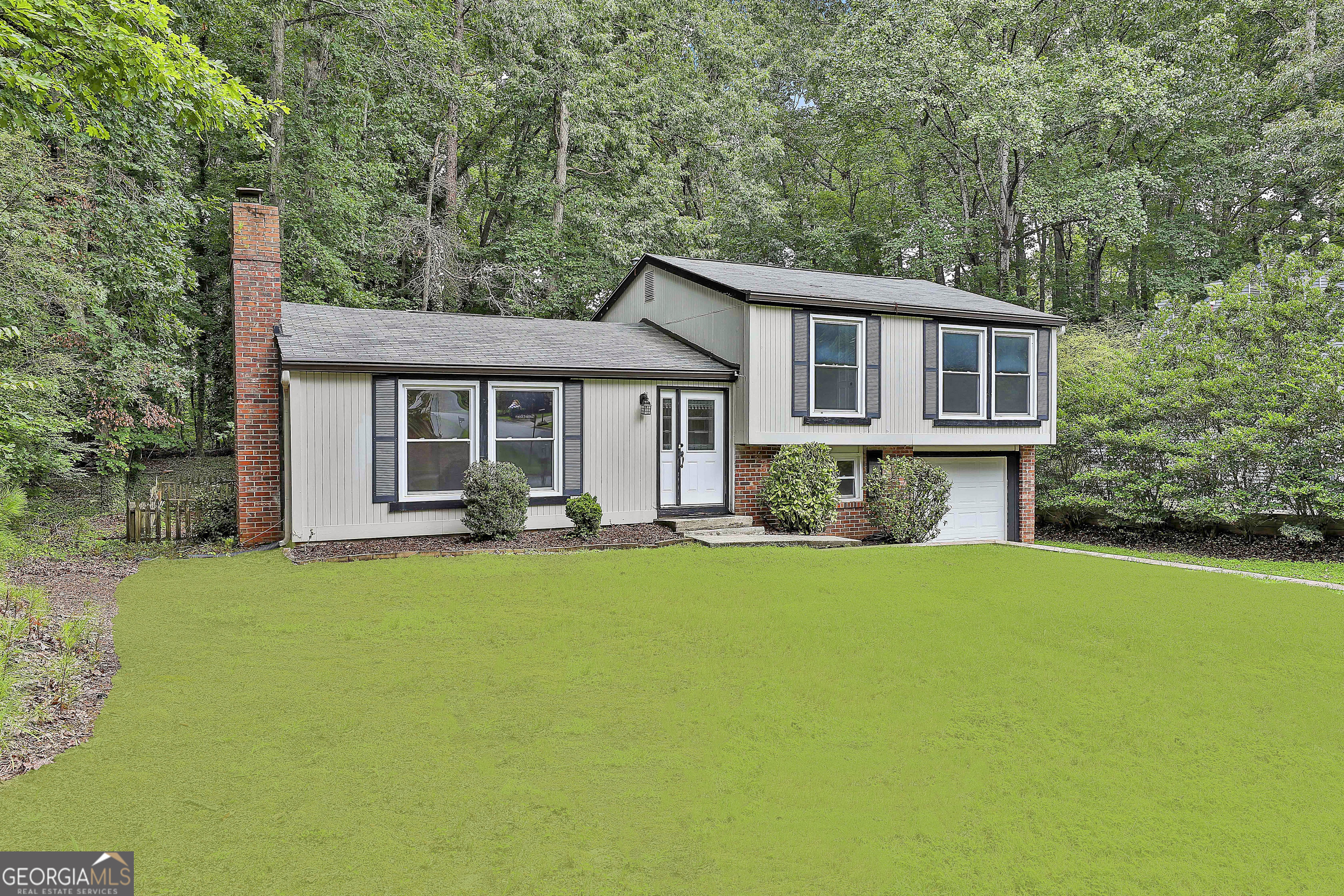 231 Cedar Drive Property Photo 1