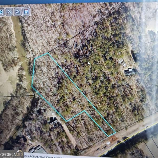 3737 Highway 20 E Property Photo 1