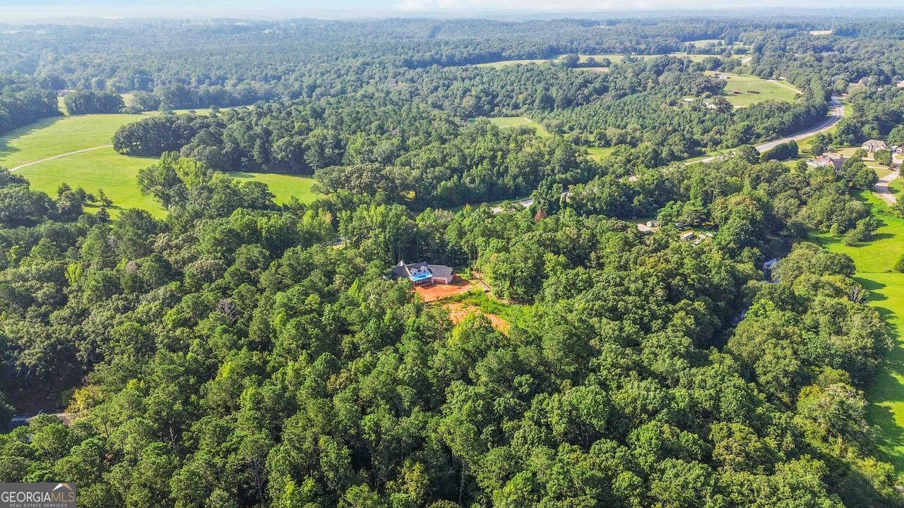 3737 Highway 20 E Property Photo 15