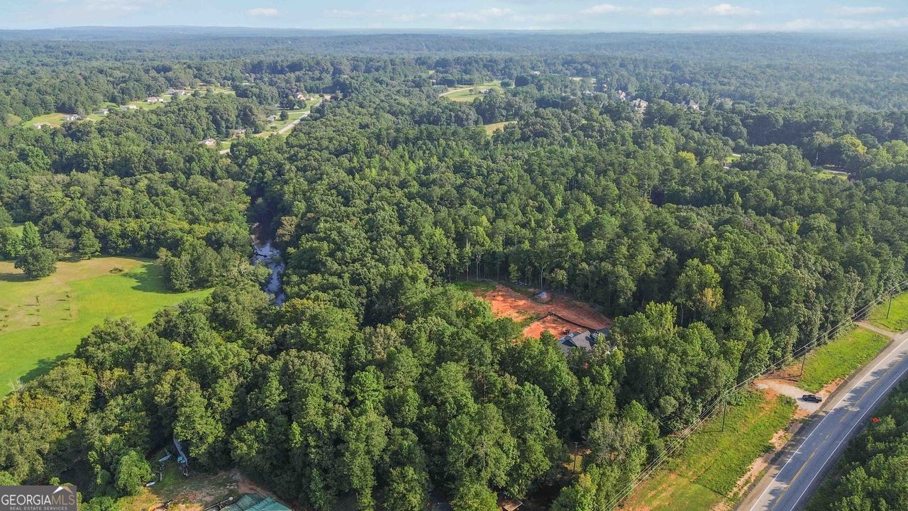 3737 Highway 20 E Property Photo 20