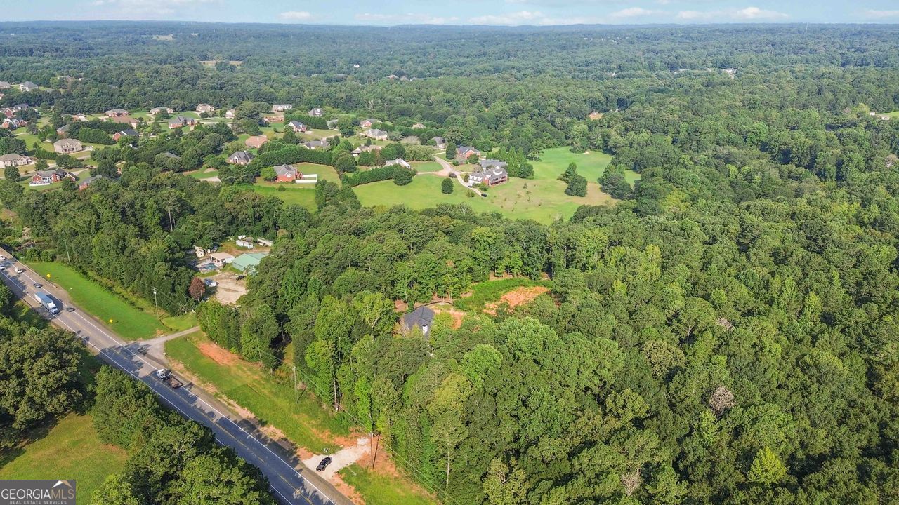 3737 Highway 20 E Property Photo 23