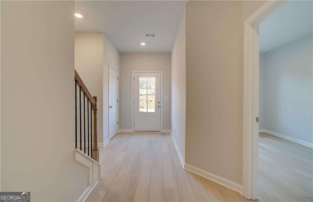 107 Daybreak Lane Property Photo 9
