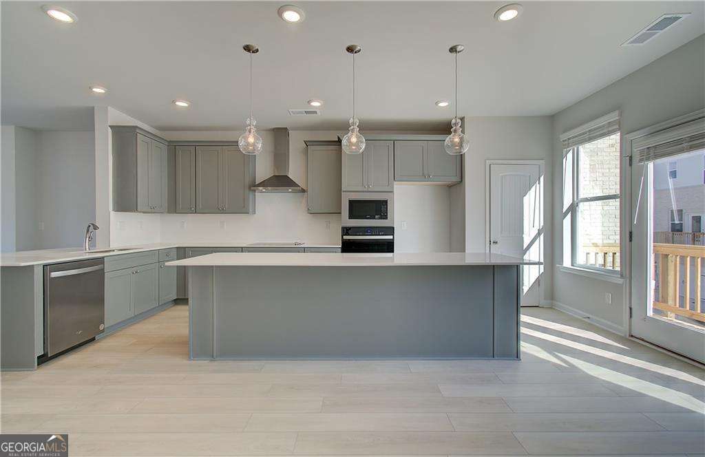 107 Daybreak Lane Property Photo 11