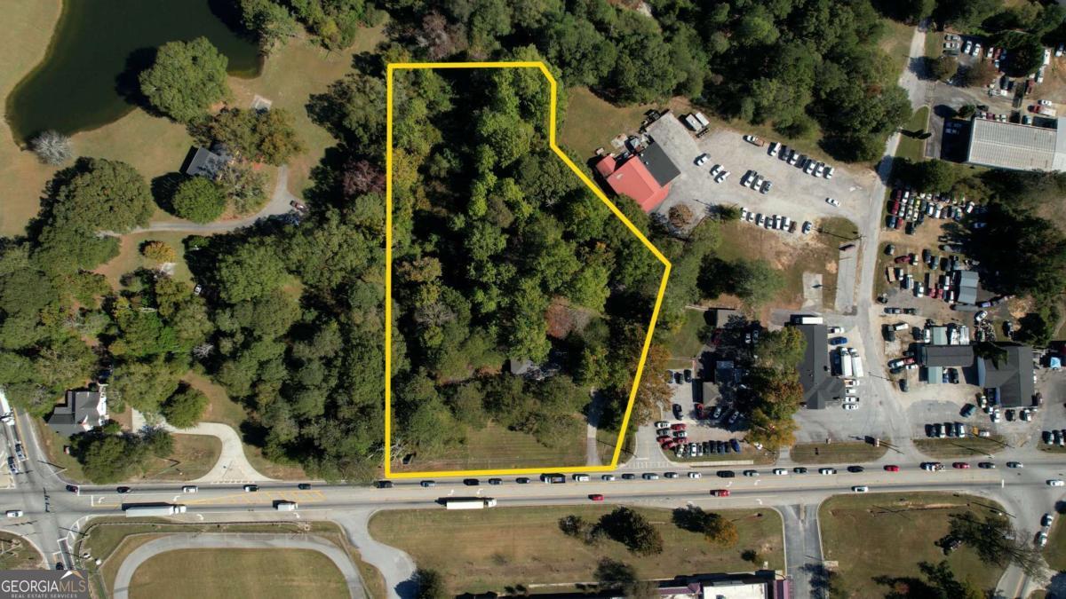 4290 Lawrenceville Road Property Photo 2