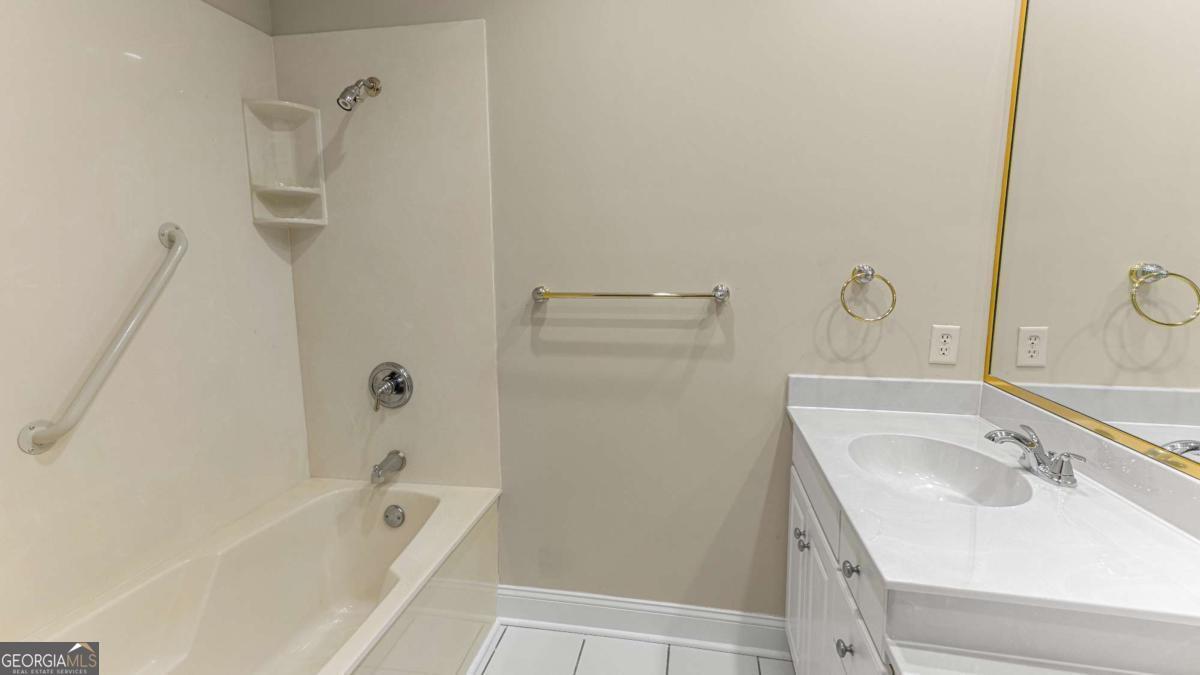 8001 Us Highway 80 E # 103 Property Photo 34