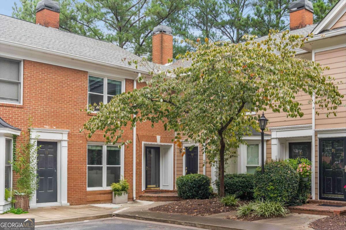 7500 Roswell Road Ne # 94 Property Photo 1