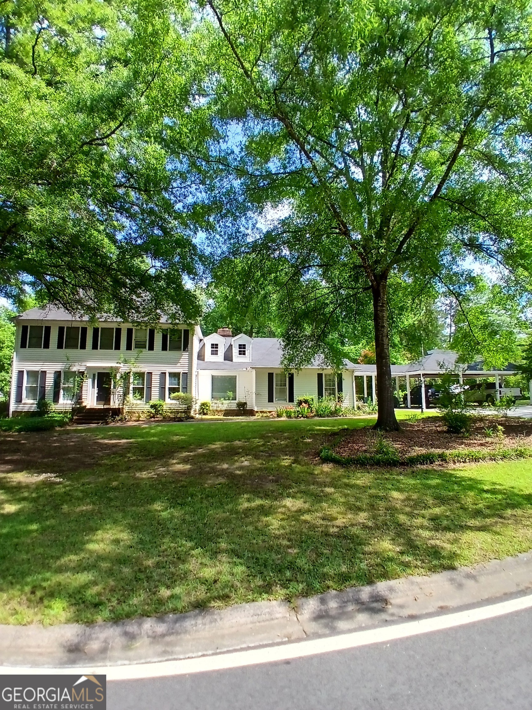 311 Castlegate Road Property Photo 1
