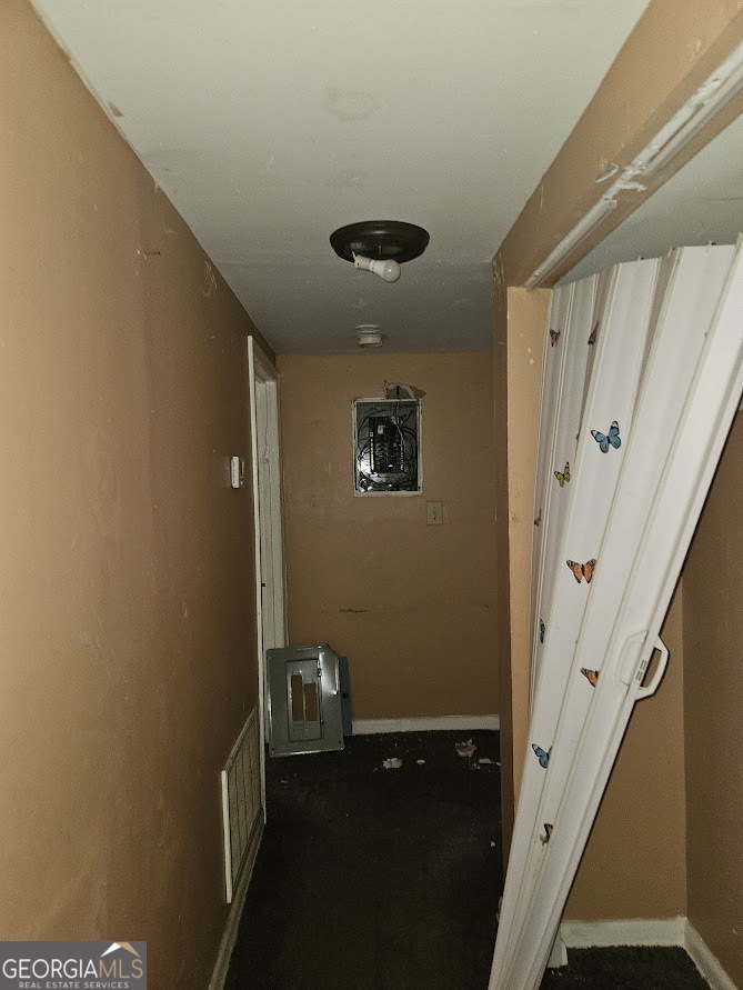 2118 Harden Street Property Photo 9