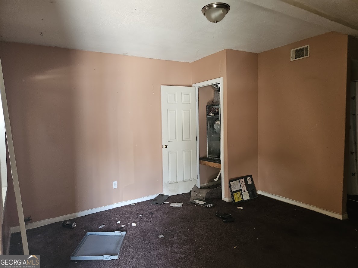 2118 Harden Street Property Photo 22