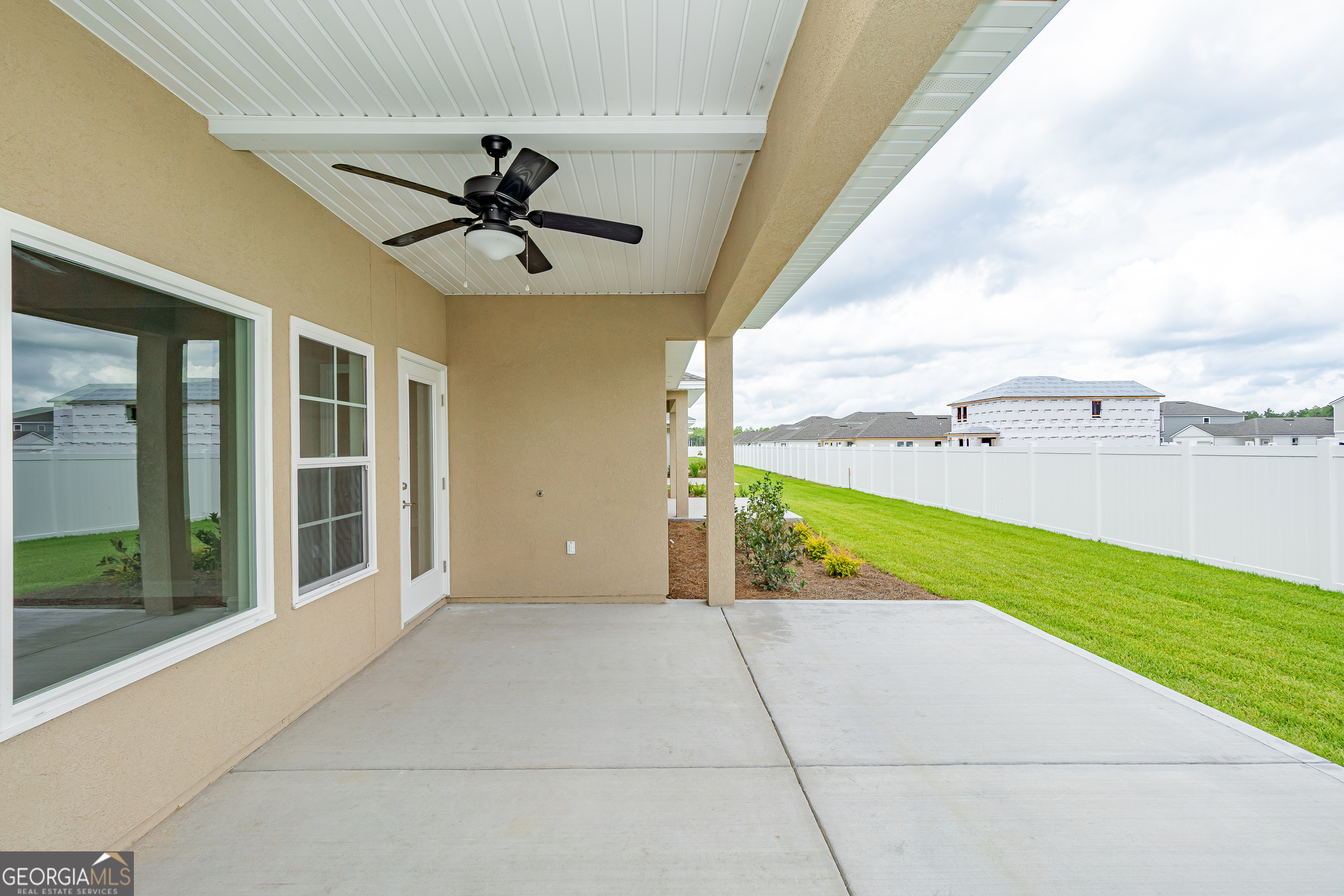 216 The Villas Way Property Photo 3