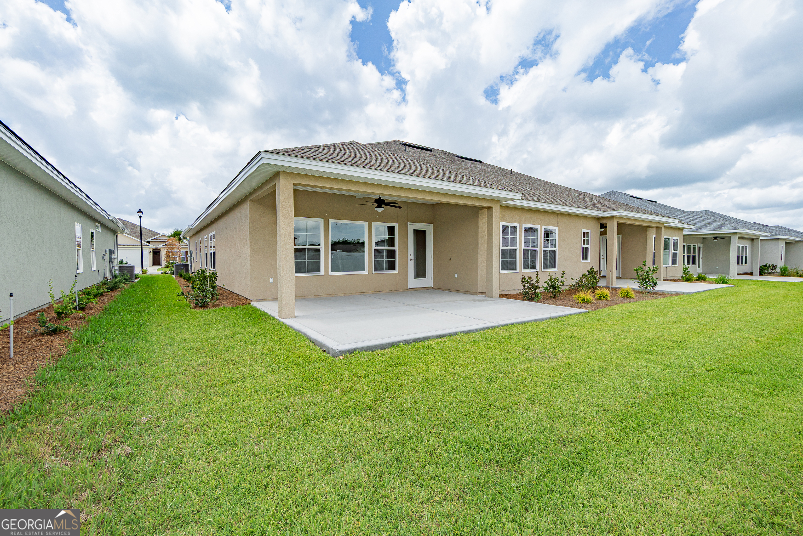 216 The Villas Way Property Photo 6