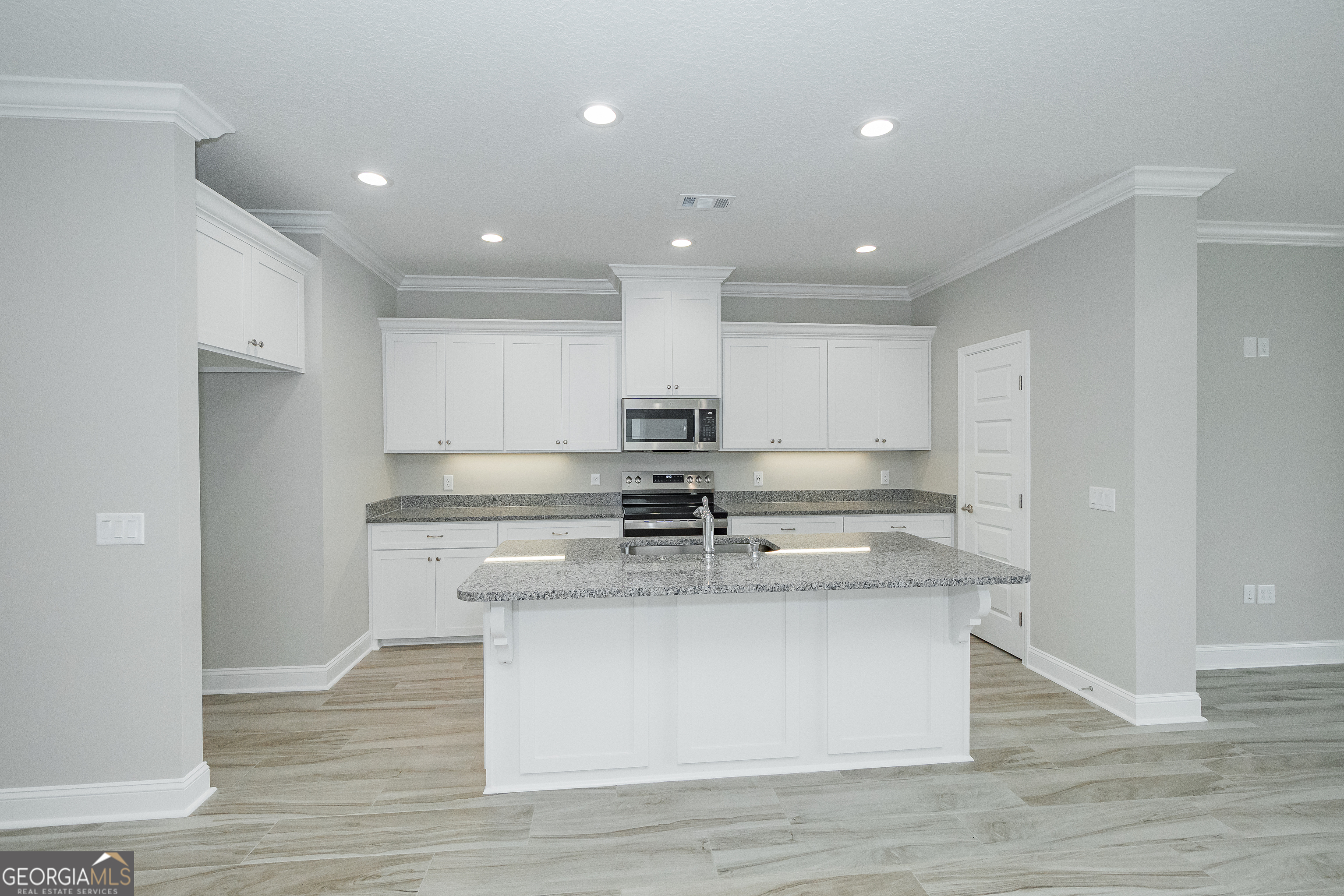 216 The Villas Way Property Photo 34