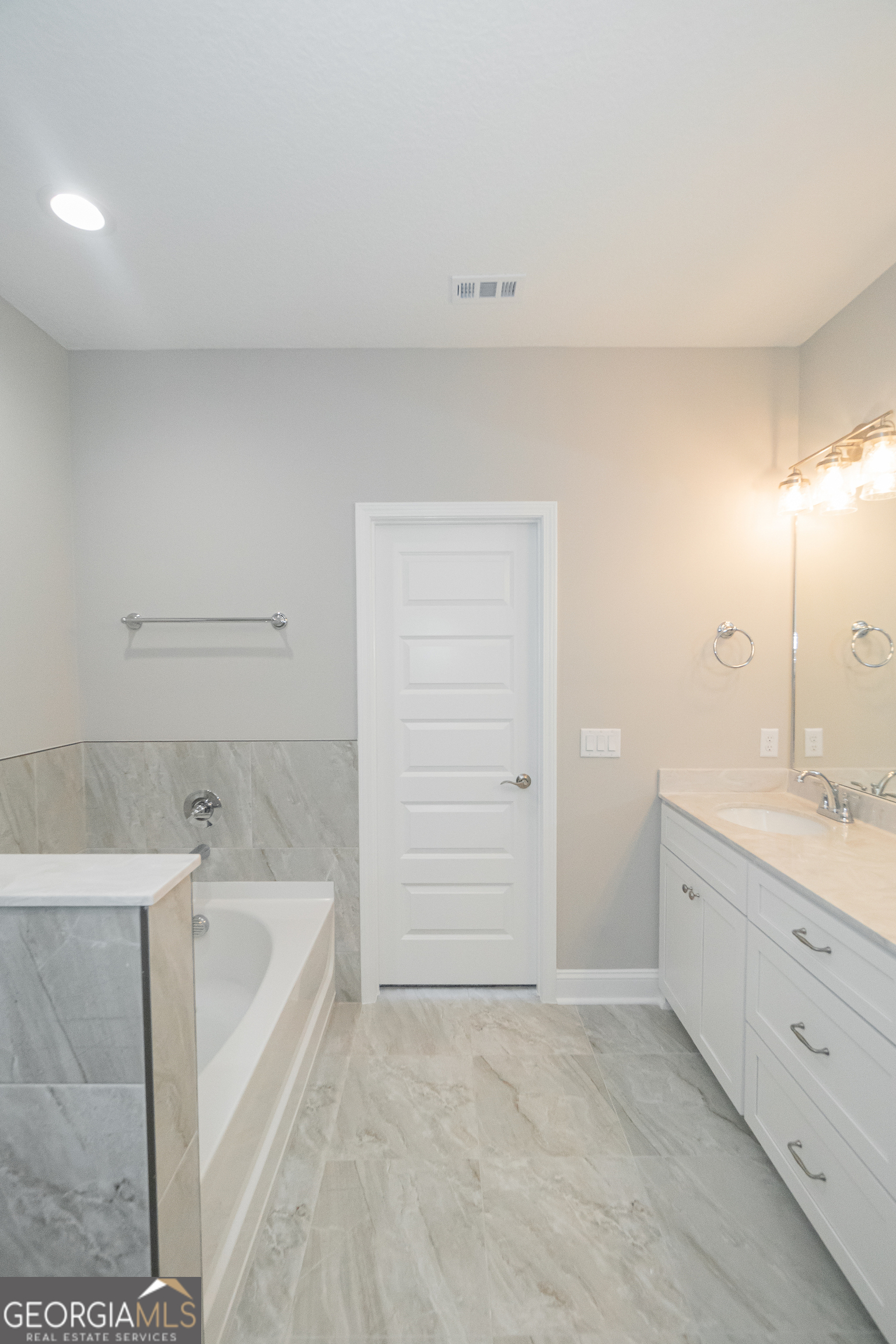 216 The Villas Way Property Photo 53
