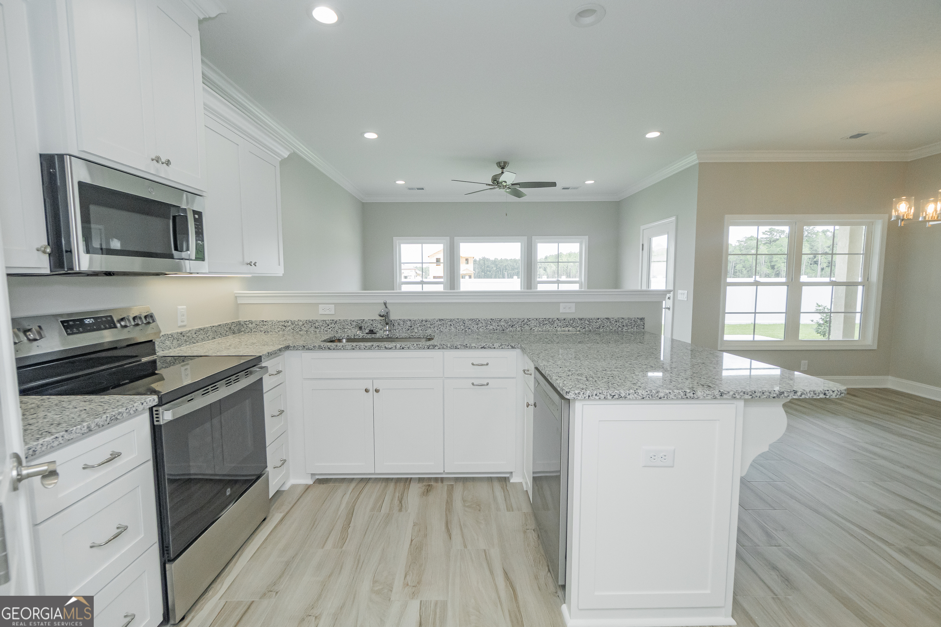 218 The Villas Way Property Photo 31