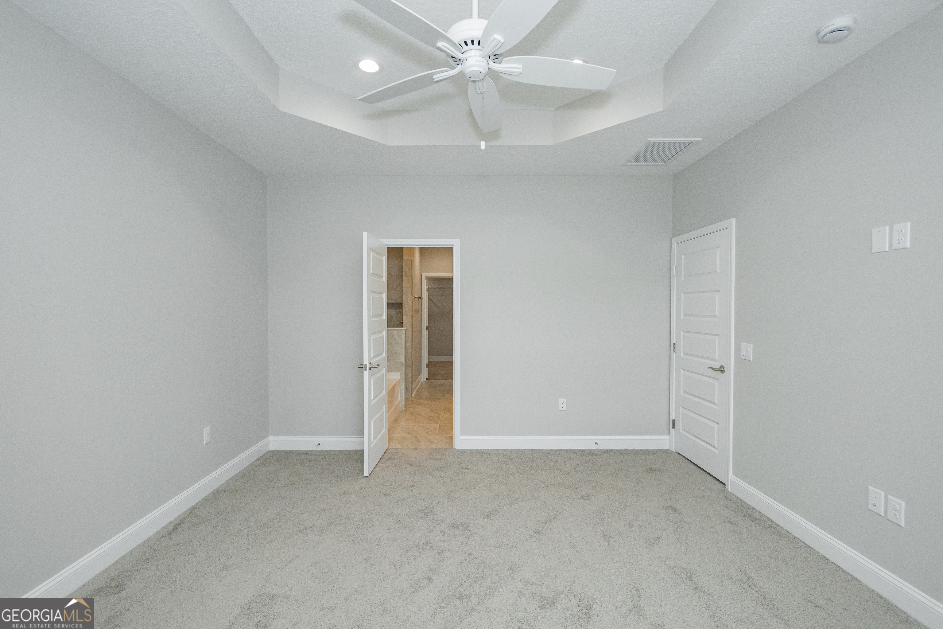 218 The Villas Way Property Photo 40
