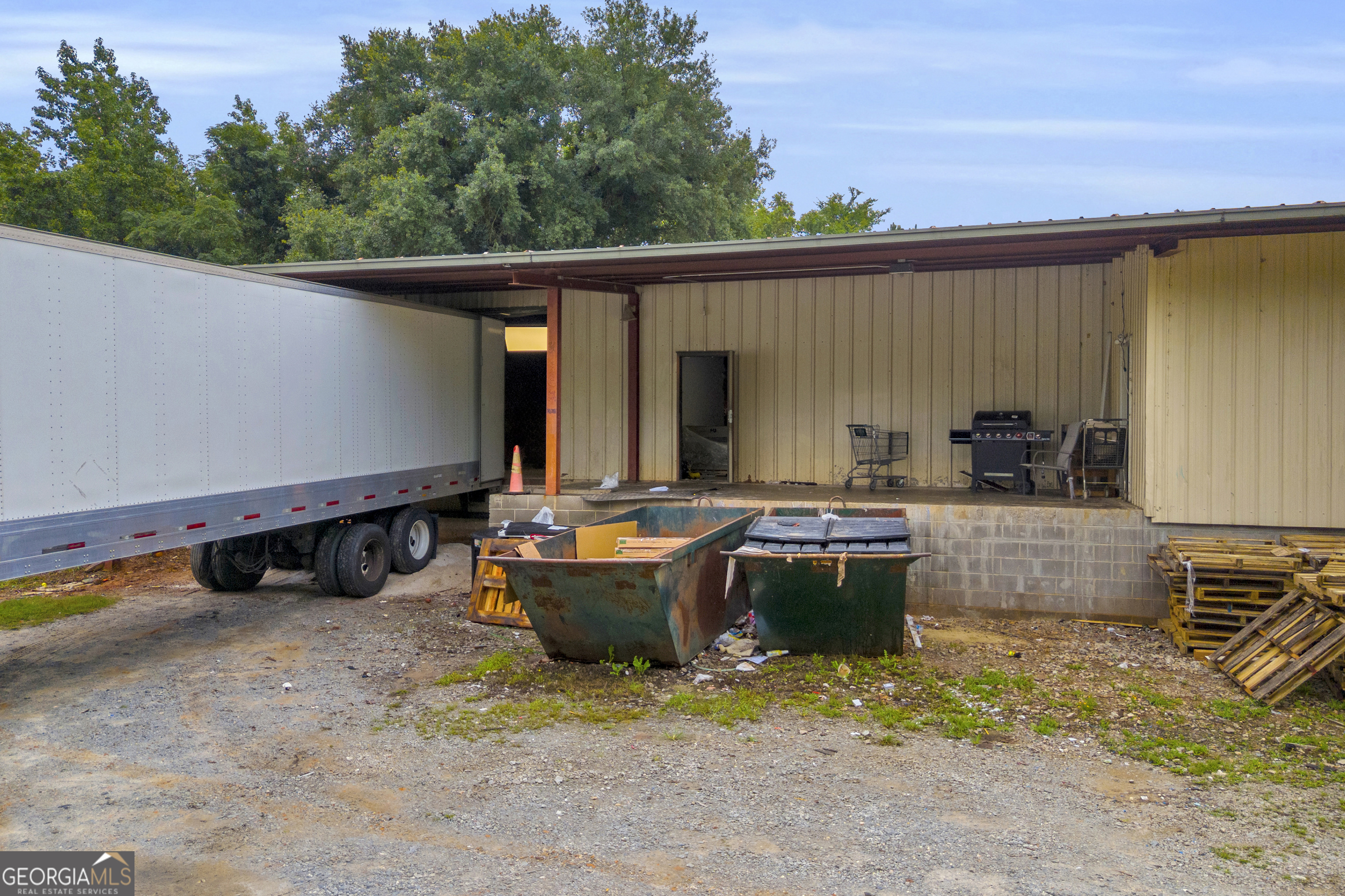 891 Elbert Street Property Photo 15