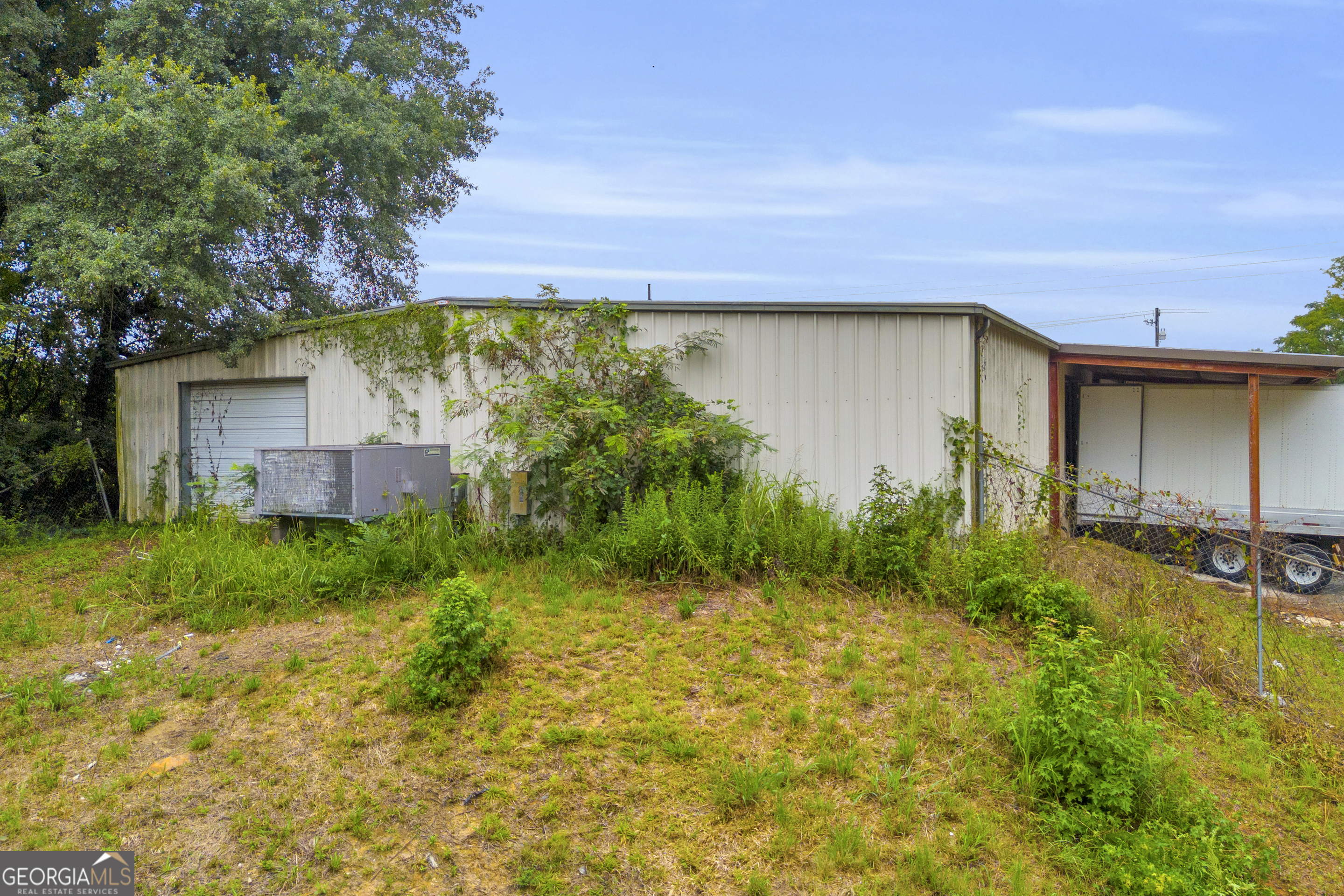 891 Elbert Street Property Photo 18
