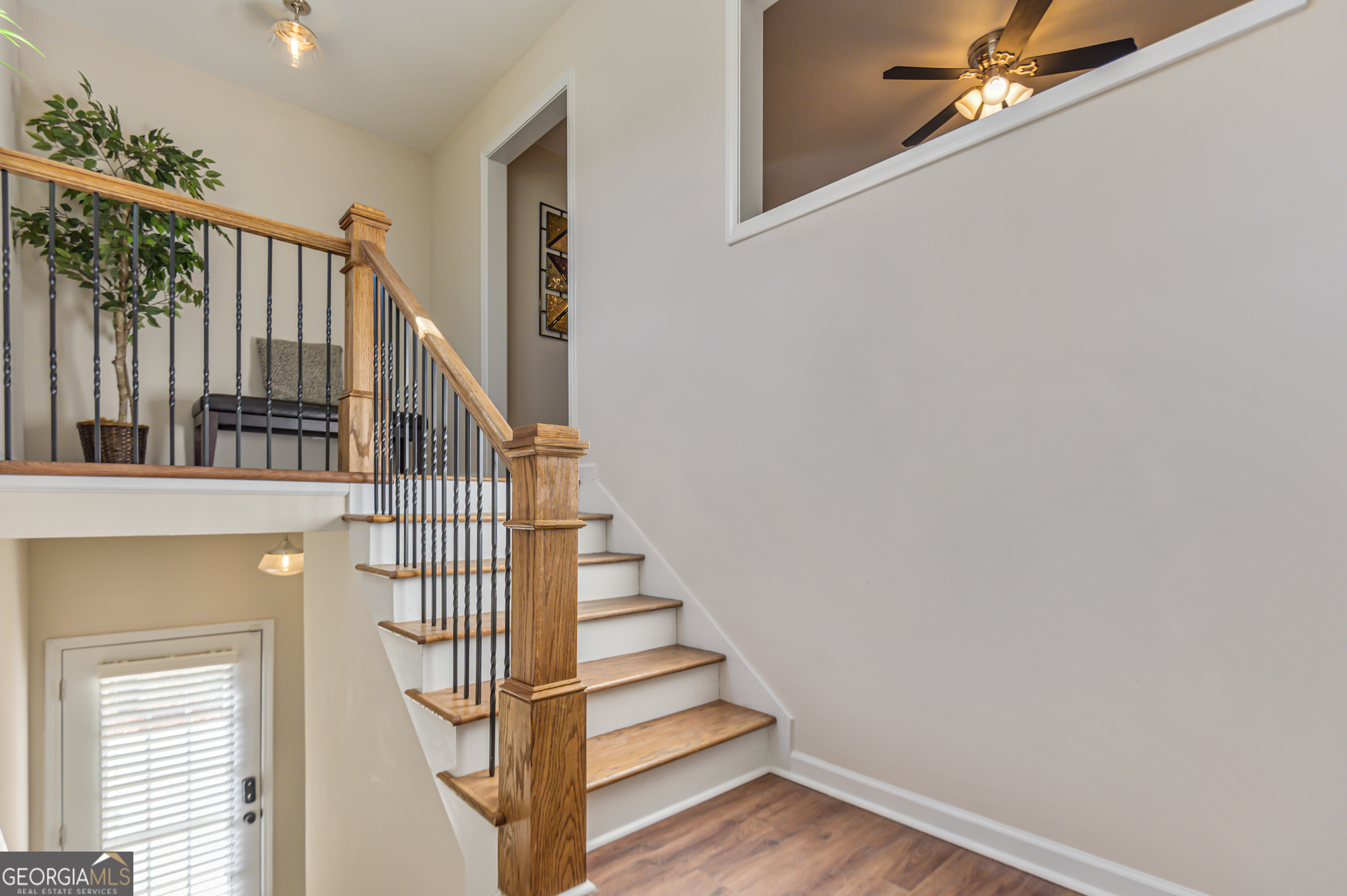 27 W Ridge Drive Se Property Photo 4
