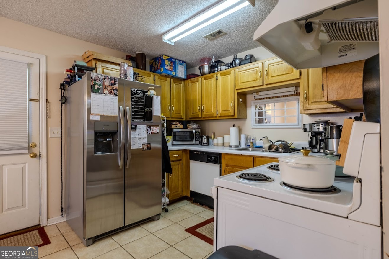 15 Oakcrest Trail Ne Property Photo 6