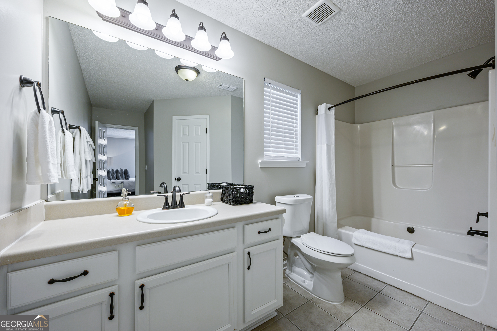 29 Middleton Court Property Photo 14