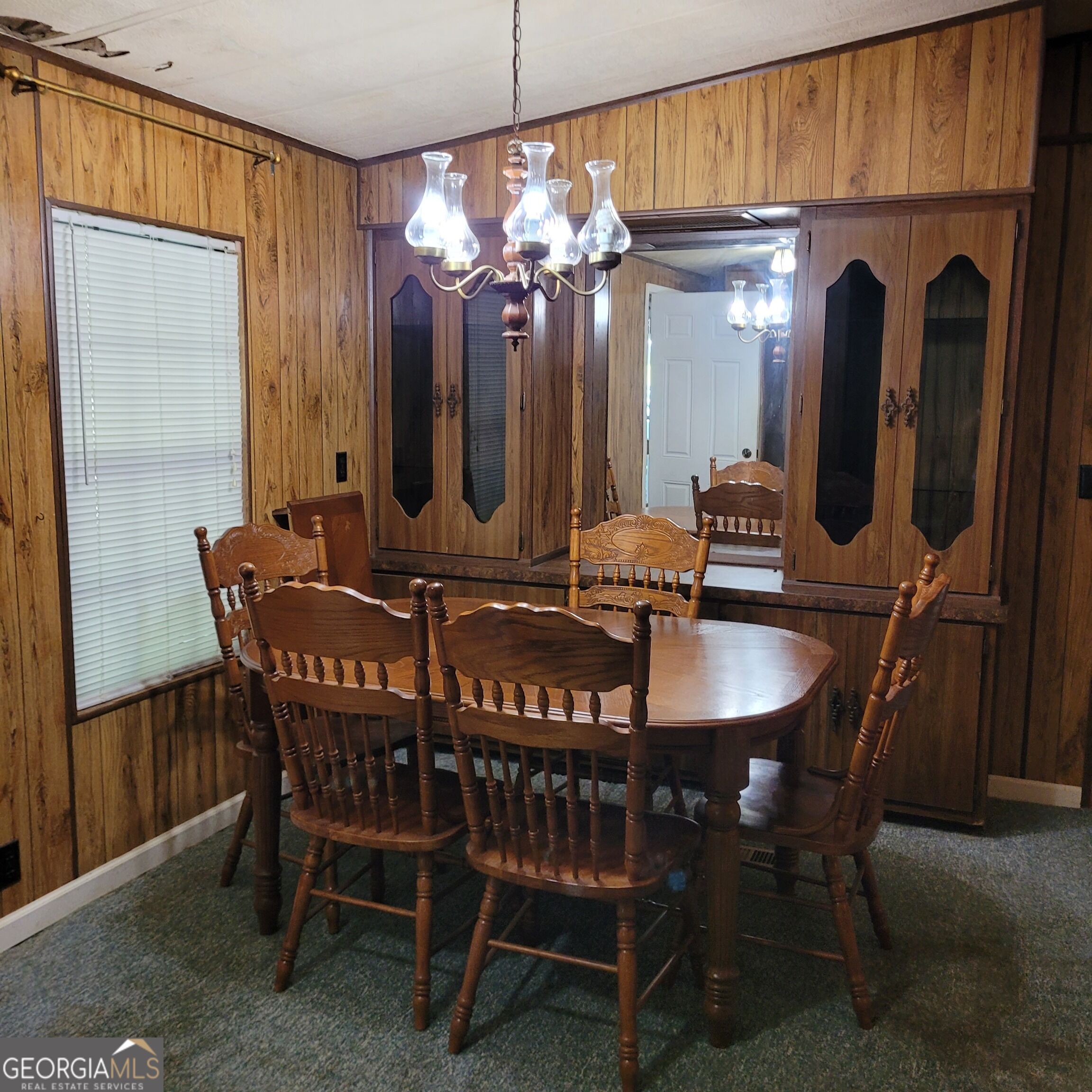 1820 Ridge Road Property Photo 3